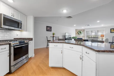 $649,000 | 150 Highway 1, Unit 206, Portsmouth, NH 03801