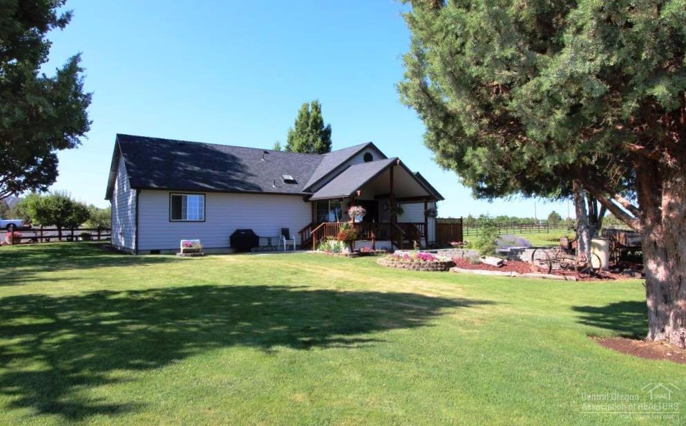 13025 South W Riggs Road Powell Butte, OR 97753 - Photo 1 of 25 Primary Photo