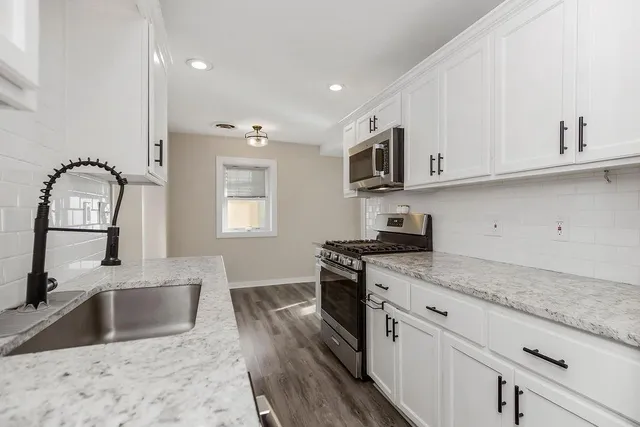 $255,000 | 2316 South 47 Terrace, Kansas City, KS 66106