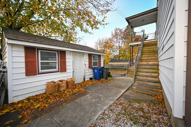 $725,000 | 720 Queen Street, Bridgeport, CT 06606