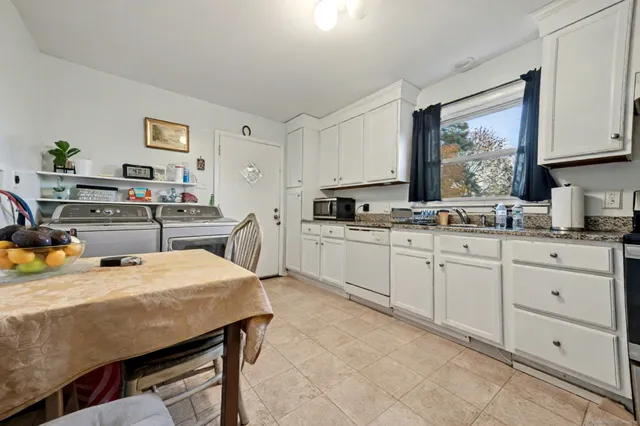 $725,000 | 720 Queen Street, Bridgeport, CT 06606