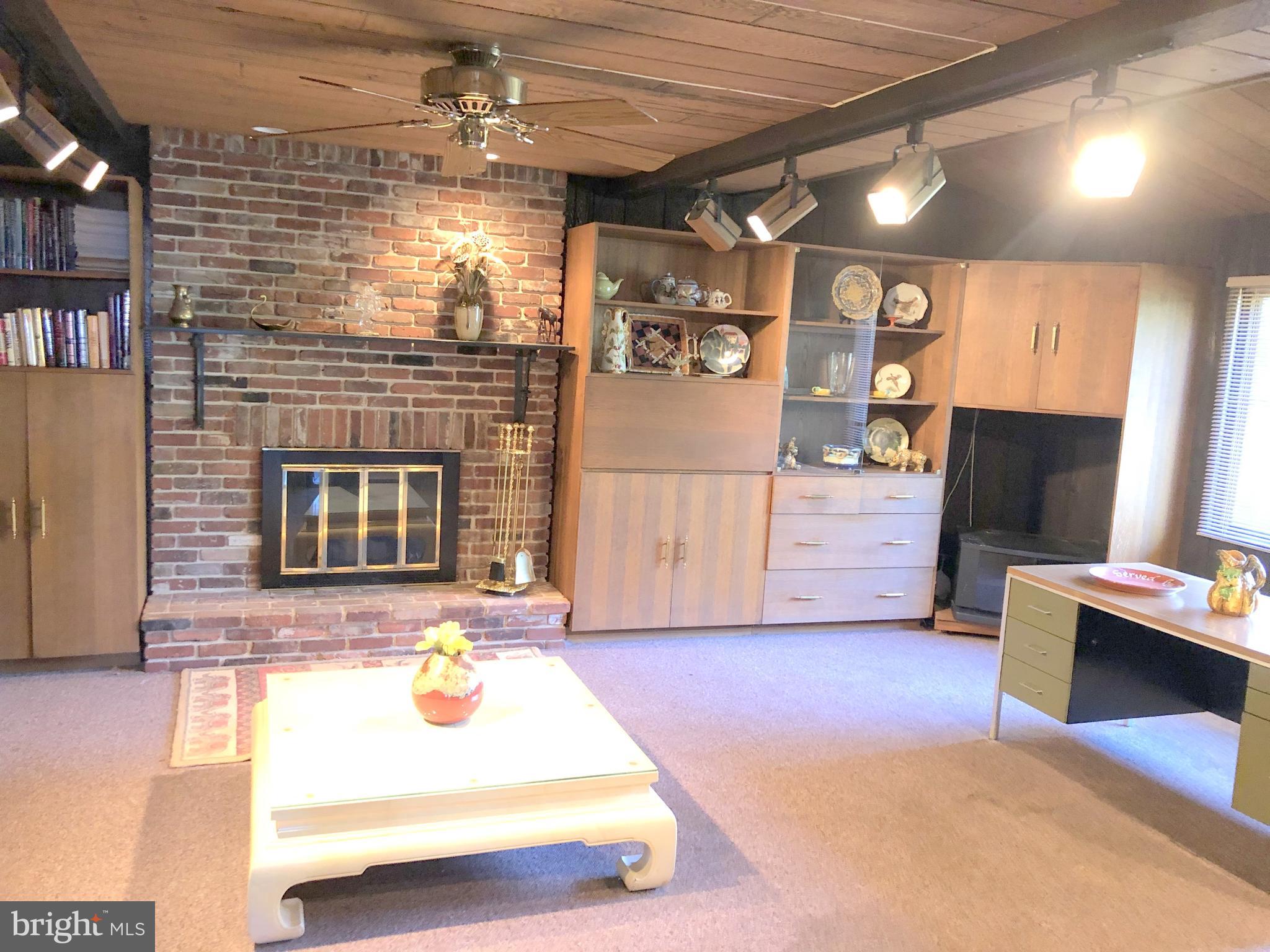 125 Red Lion Road Huntingdon Valley, PA 19006 - Photo 11 of 74