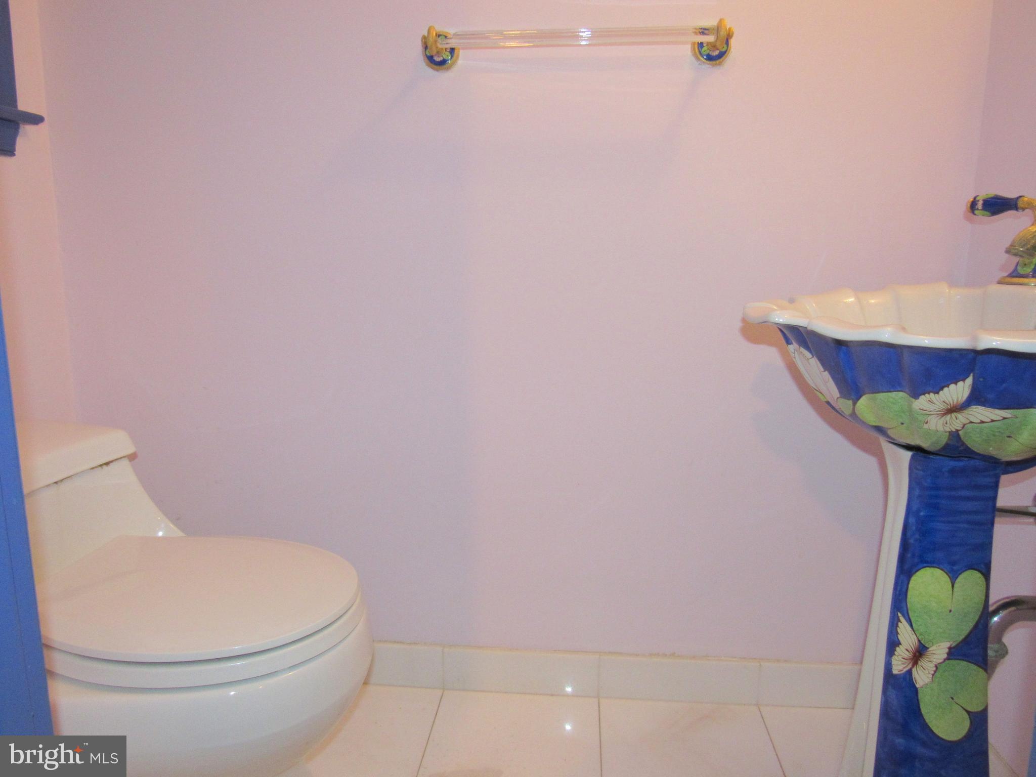 125 Red Lion Road Huntingdon Valley, PA 19006 - Photo 8 of 74