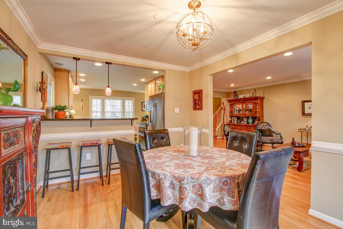 2014 Homer Terrace Reston, VA 20191 - Photo 15 of 44 Dining Room