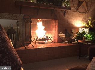 2014 Homer Terrace Reston, VA 20191 - Photo 22 of 44 Fireplace!