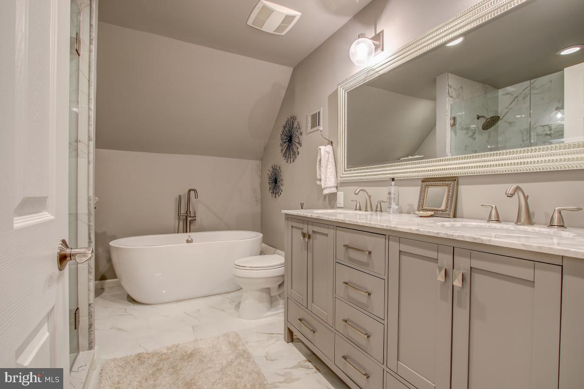 2014 Homer Terrace Reston, VA 20191 - Photo 27 of 44 Completely remodeled Master Bathroom!