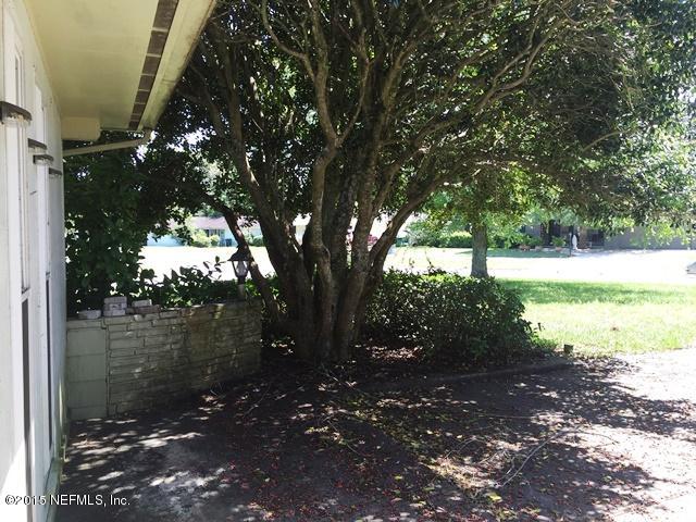 7219 Altama Road Jacksonville, FL 32216 - Photo 2 of 24 Front of home from front door