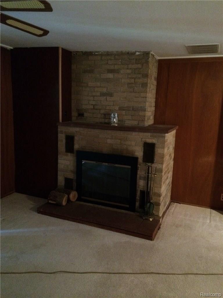 10585 Dewitt Road Belleville, MI 48111 - Photo 11 of 26 IMG_5010.JPG