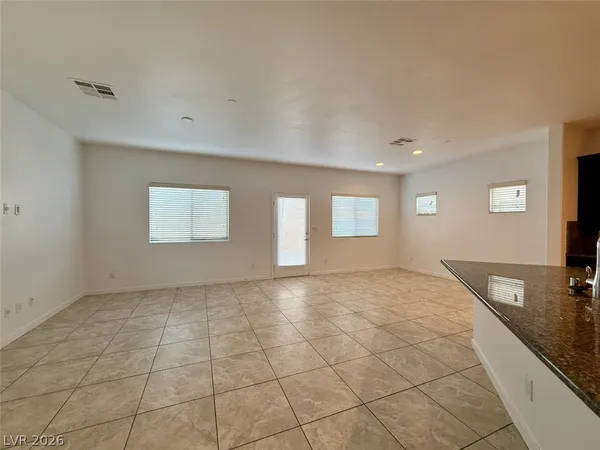 $2,250 | 389 Wilford Springs Street, Henderson, NV 89014