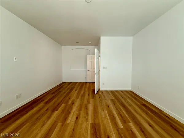 $2,250 | 389 Wilford Springs Street, Henderson, NV 89014