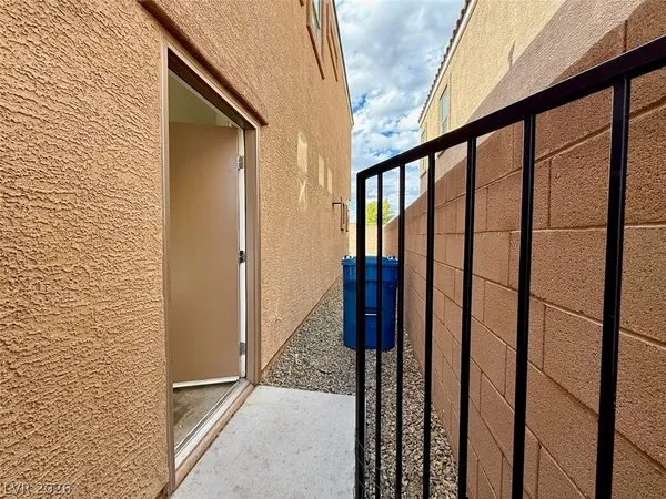 $2,250 | 389 Wilford Springs Street, Henderson, NV 89014