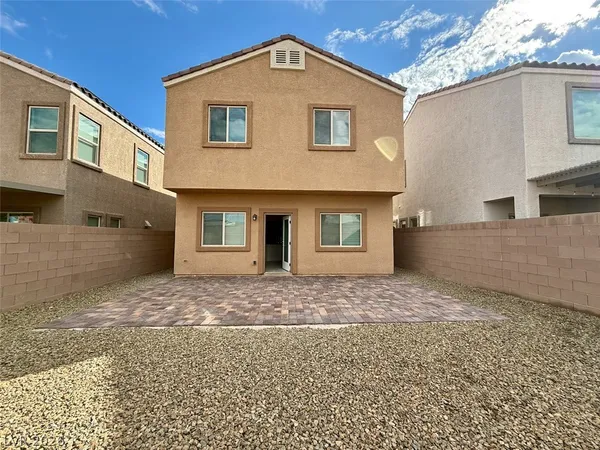 $2,250 | 389 Wilford Springs Street, Henderson, NV 89014