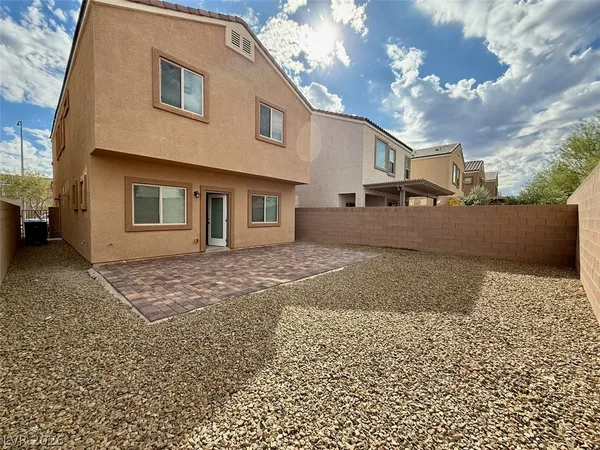 $2,250 | 389 Wilford Springs Street, Henderson, NV 89014