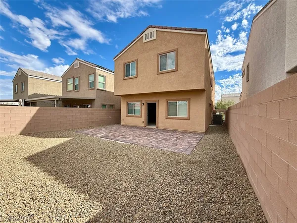 $2,250 | 389 Wilford Springs Street, Henderson, NV 89014