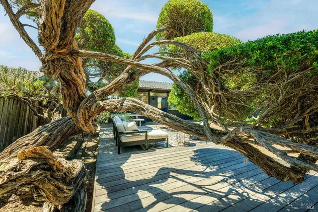 $10,699,000 | 156 Seadrift Road, Stinson Beach, CA 94970