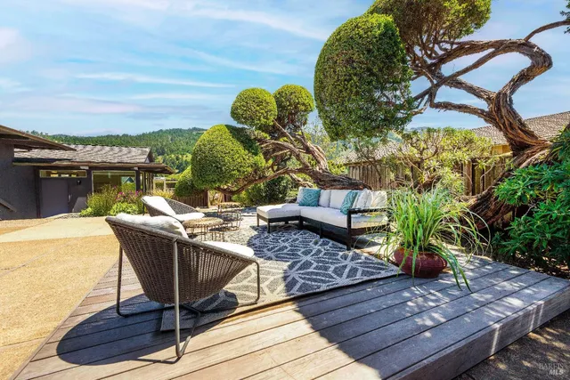 $10,699,000 | 156 Seadrift Road, Stinson Beach, CA 94970