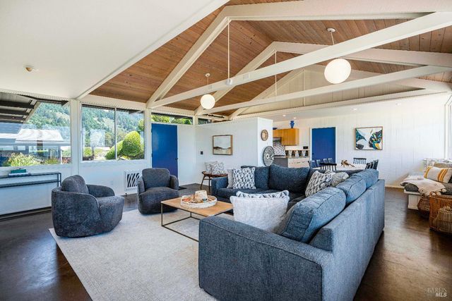$10,699,000 | 156 Seadrift Road, Stinson Beach, CA 94970