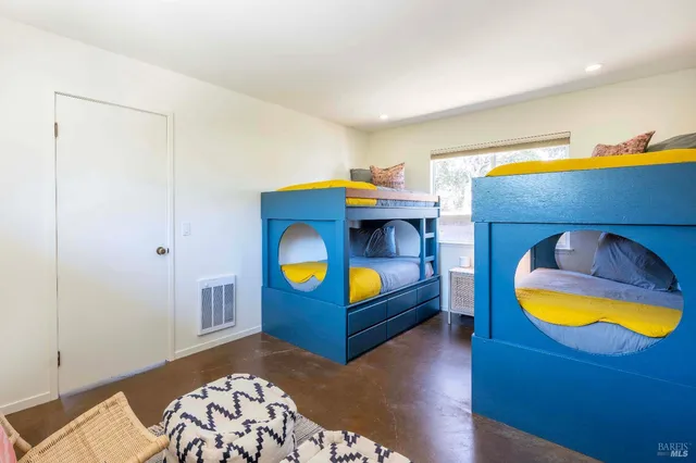 $10,699,000 | 156 Seadrift Road, Stinson Beach, CA 94970