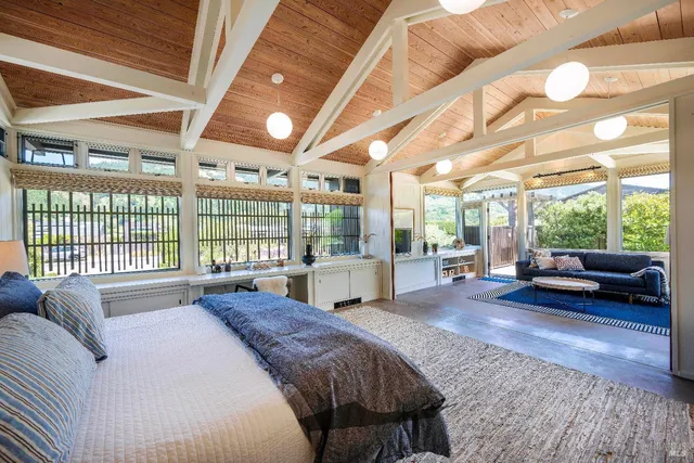 $10,699,000 | 156 Seadrift Road, Stinson Beach, CA 94970