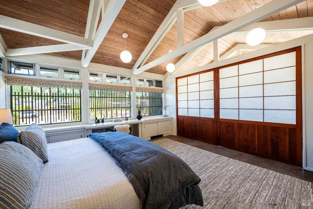 $10,699,000 | 156 Seadrift Road, Stinson Beach, CA 94970