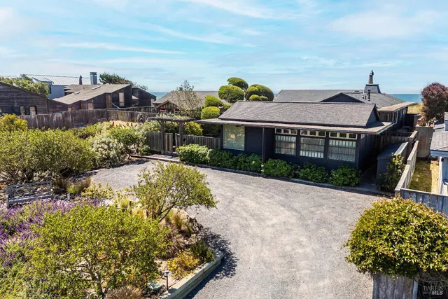 $10,699,000 | 156 Seadrift Road, Stinson Beach, CA 94970