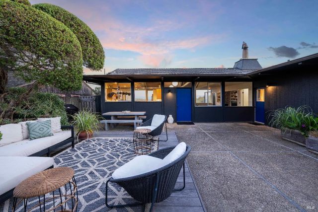 $10,699,000 | 156 Seadrift Road, Stinson Beach, CA 94970