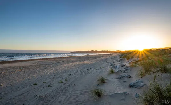 $9,995,000 | 156 Seadrift Road, Stinson Beach, CA 94970