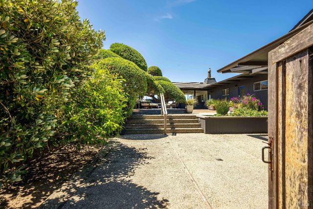 $10,699,000 | 156 Seadrift Road, Stinson Beach, CA 94970