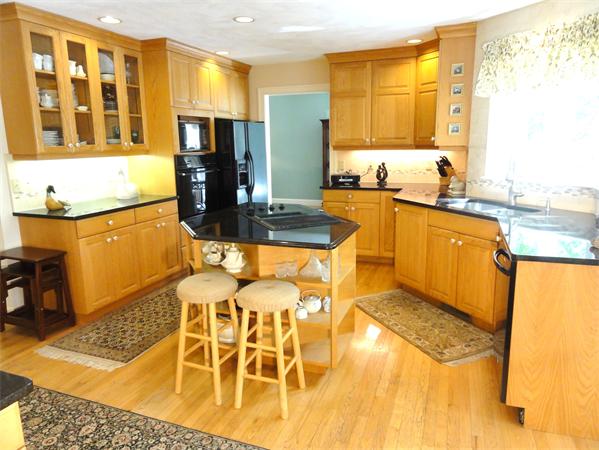 10 Sarah Doublet Road Littleton, MA 01460 - Photo 8 of 30 Gallery Image 8