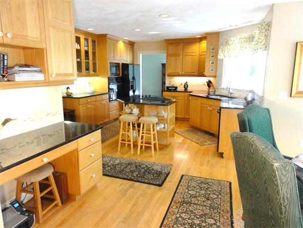 10 Sarah Doublet Road Littleton, MA 01460 - Photo 10 of 30 Gallery Image 10
