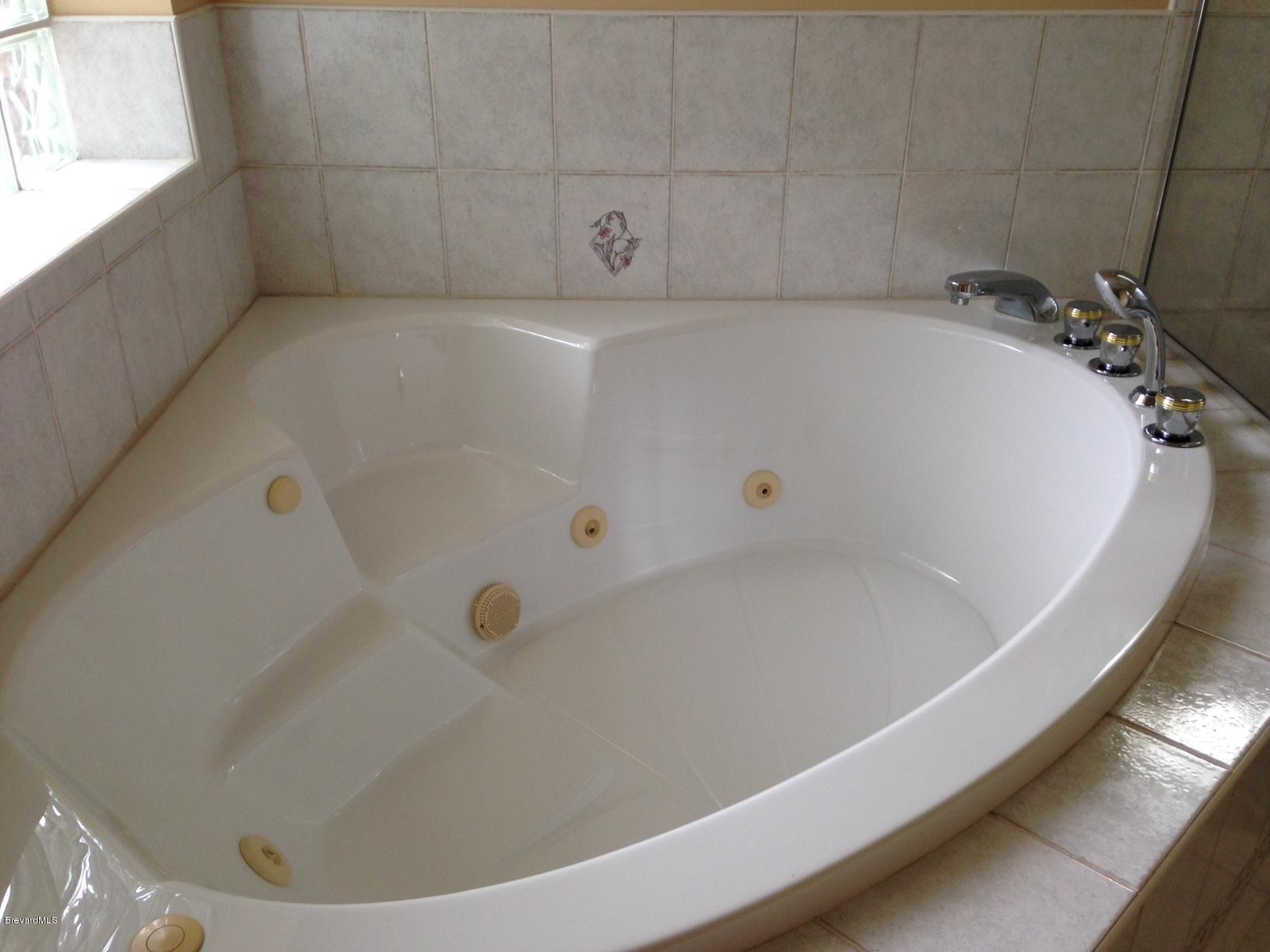 1207 Winding Meadows Road Rockledge, FL 32955 - Photo 13 of 27 Jetted Tub in Master Bath