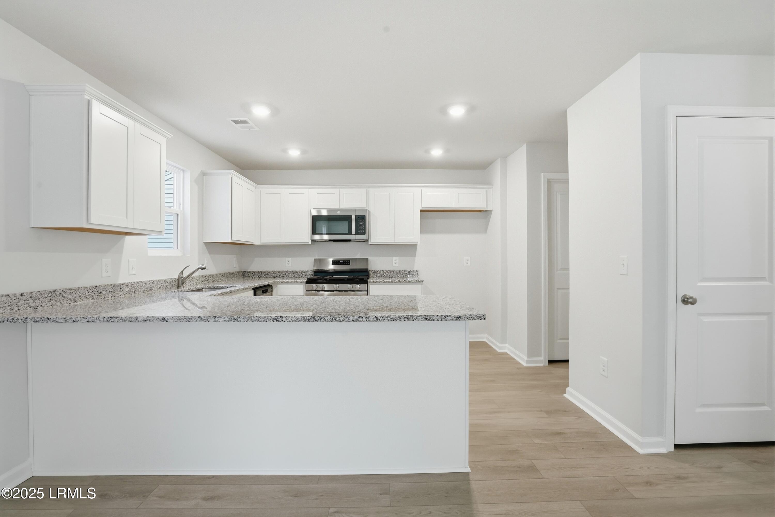 439 Waters Edge Way Hardeeville, SC 29927 - Photo 7 of 27 FMWeb07