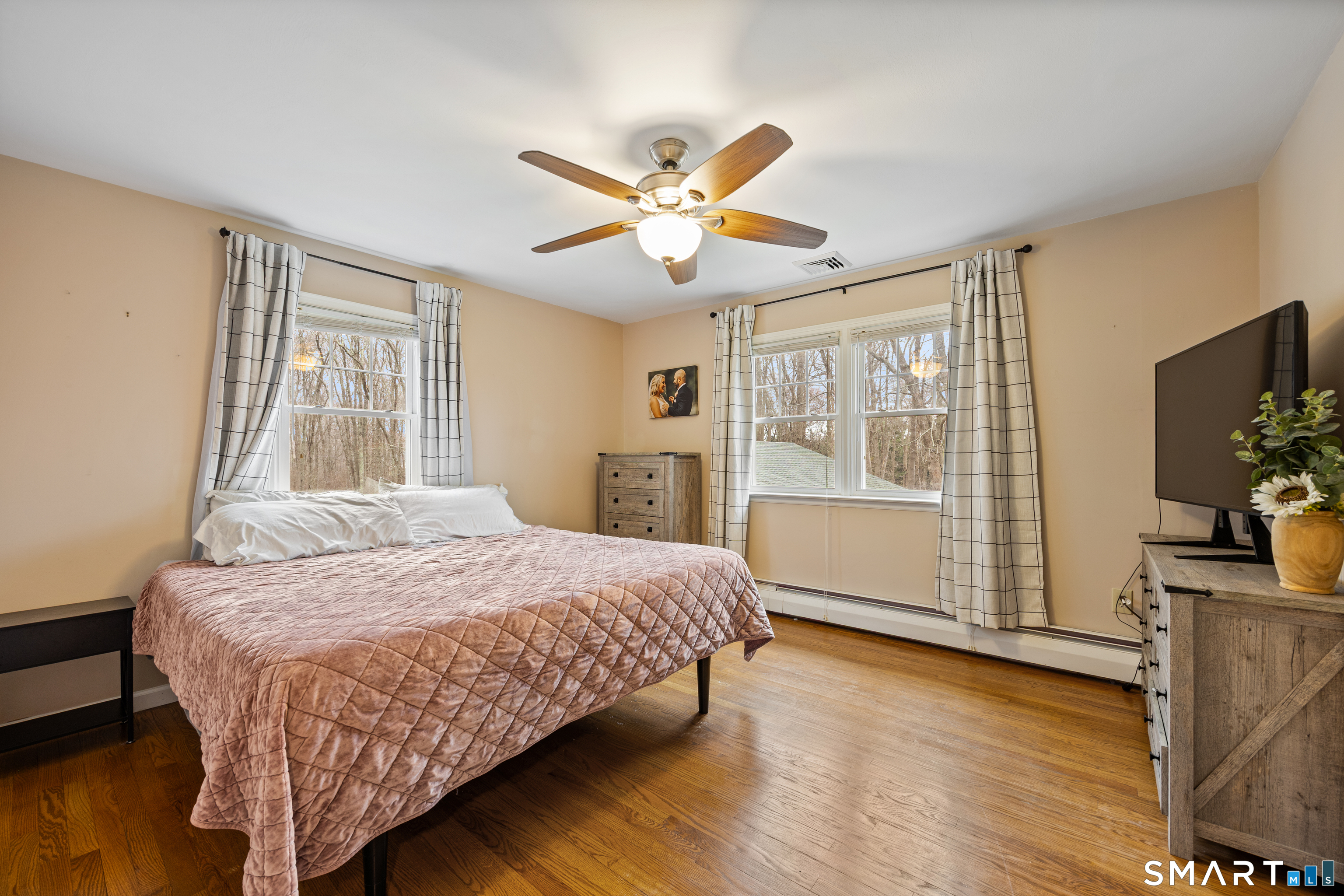 22 Beach Park Road Clinton, CT 06413 - Photo 14 of 25