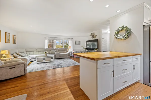 $550,000 | 22 Beach Park Road, Clinton, CT 06413