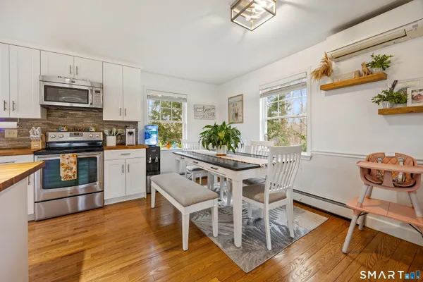 $550,000 | 22 Beach Park Road, Clinton, CT 06413