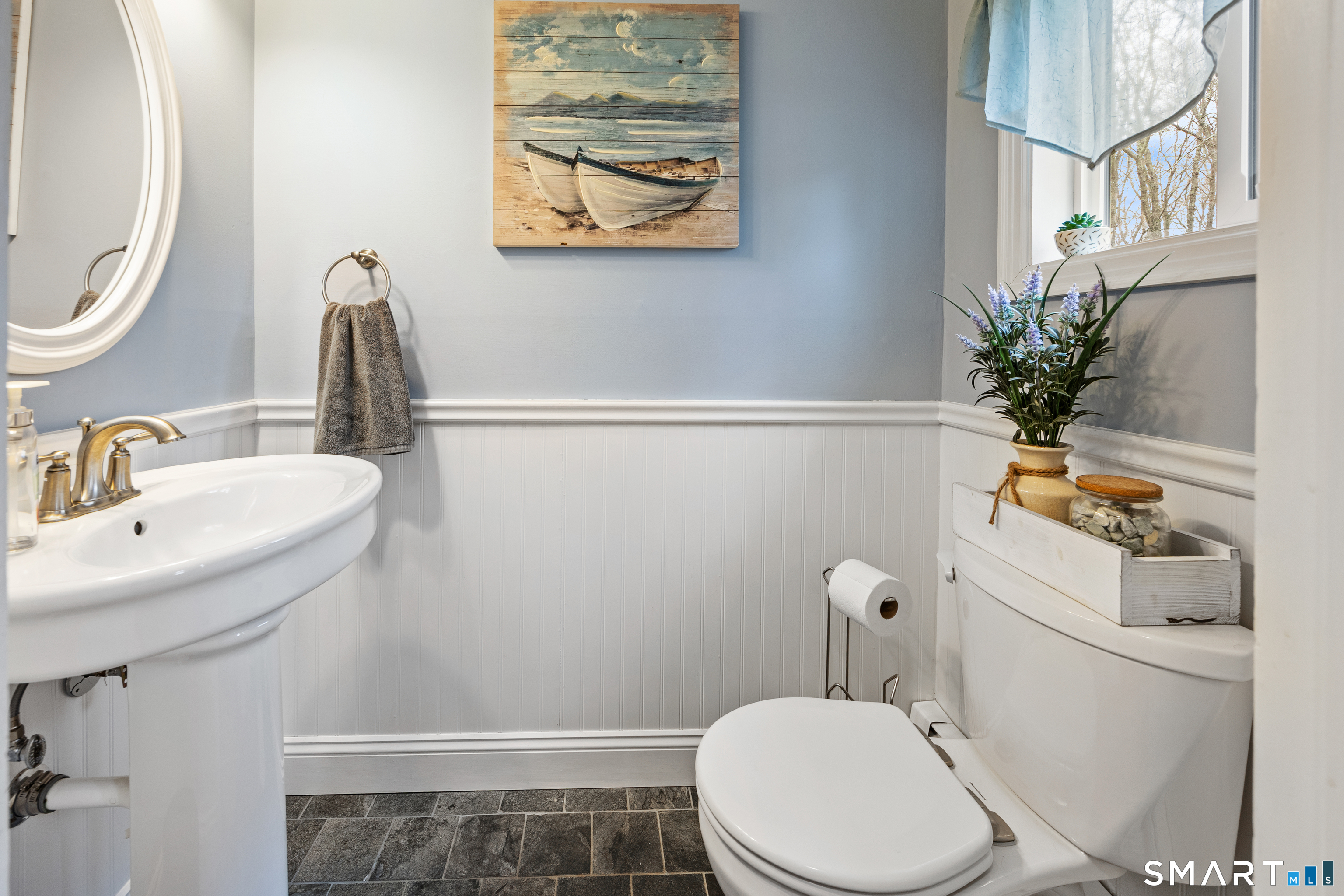 22 Beach Park Road Clinton, CT 06413 - Photo 7 of 25