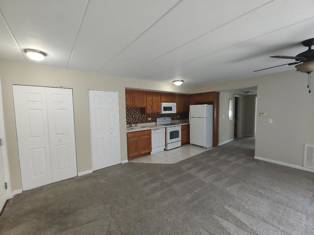 7326 40th Street, Unit 3C Lyons, IL 60534 - Photo 3 of 11