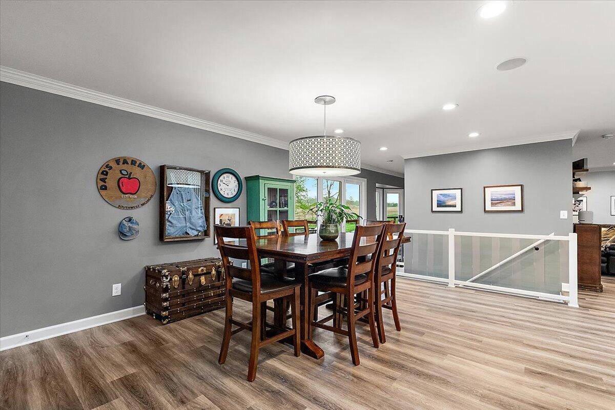 8467 Pucker Street Berrien Center, MI 49102 - Photo 10 of 44 Eating Area