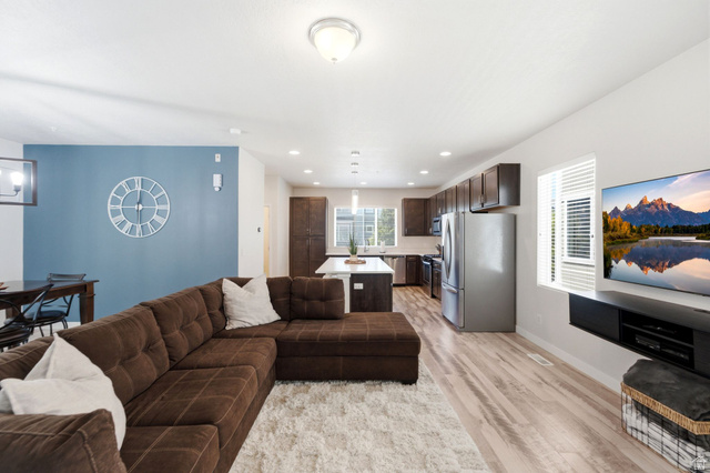 7565 Grahm Lane Midvale, UT 84047 - Photo 14 of 53