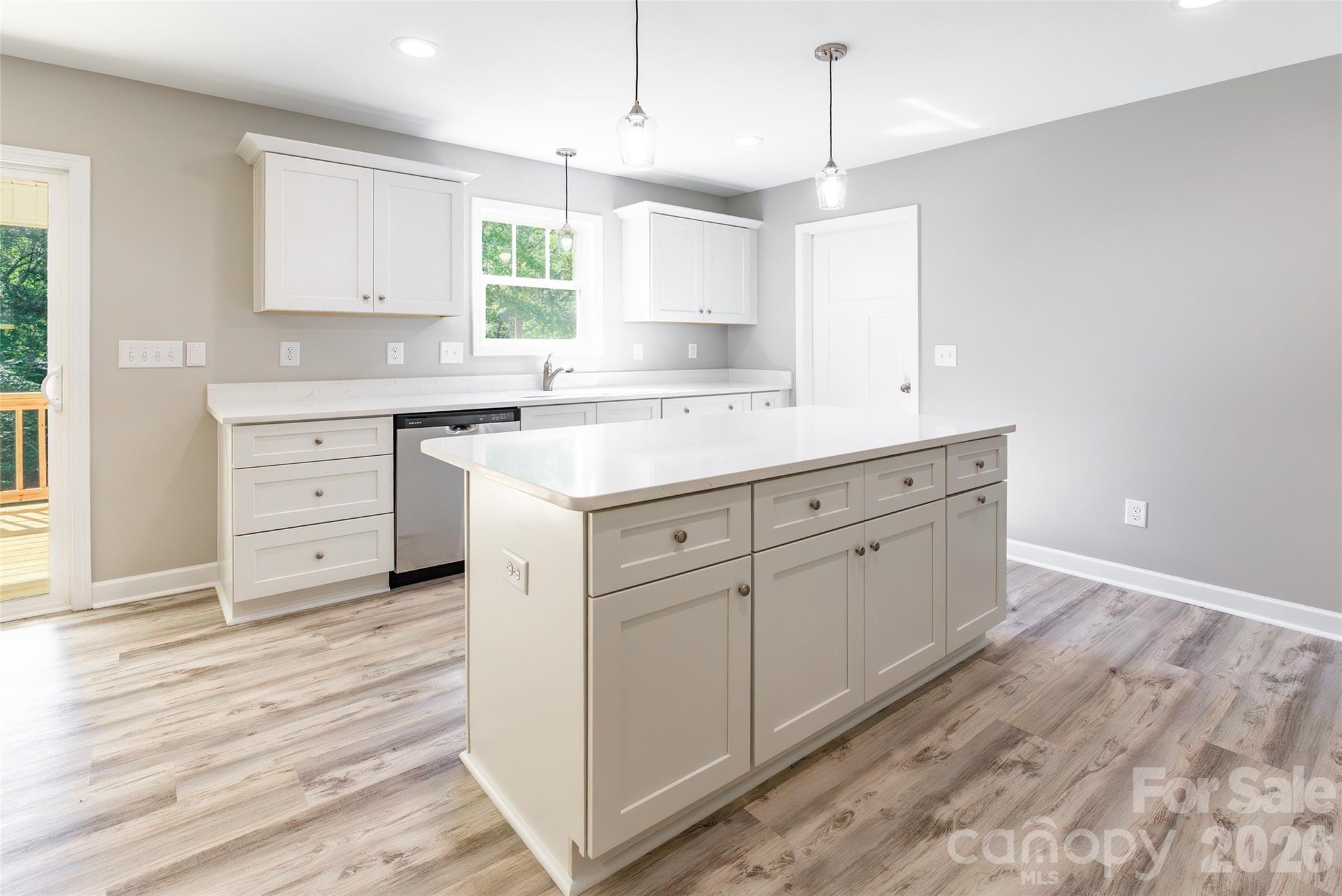 1630 Riddle Rd Extension Clover, SC 29710 - Photo 13 of 47