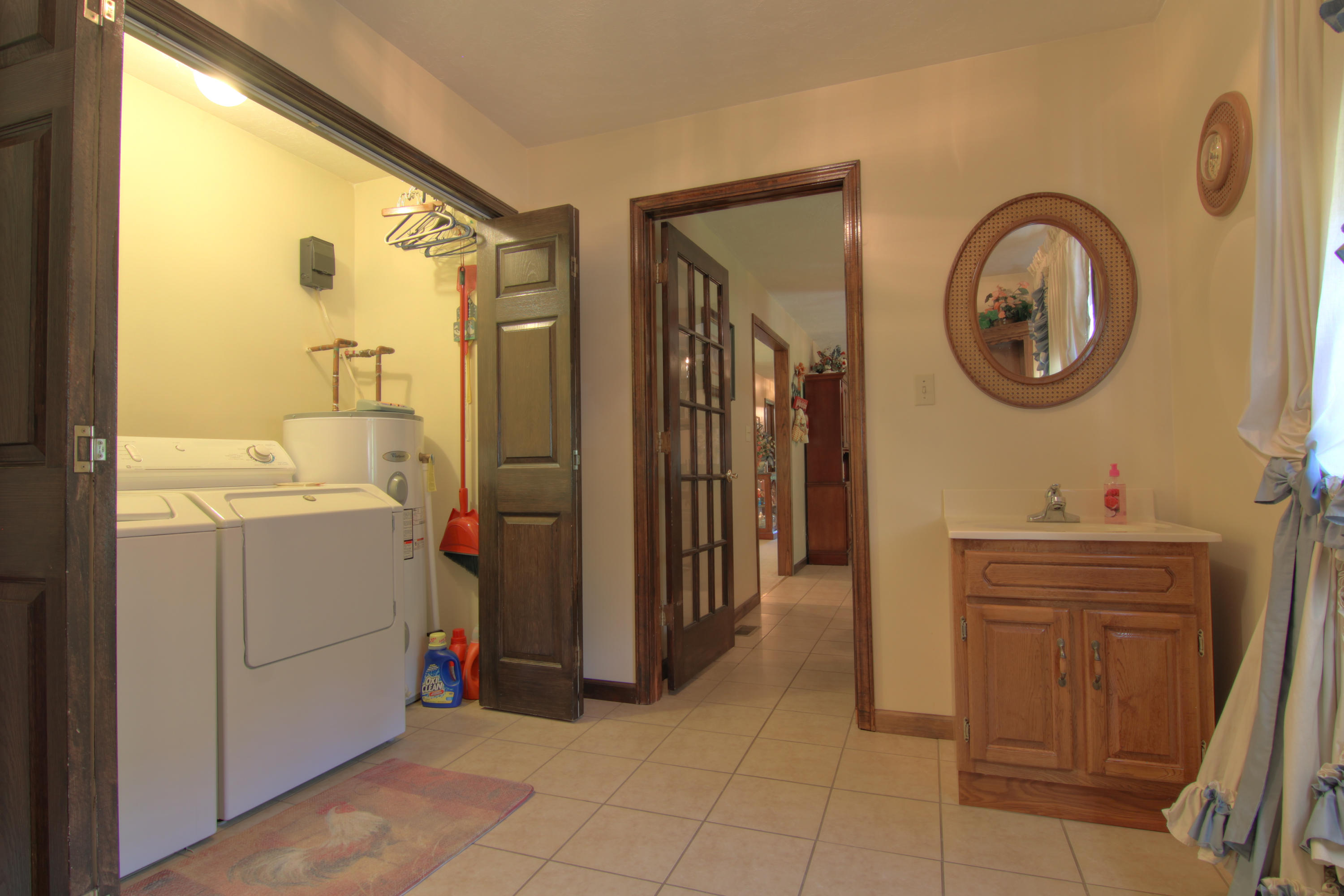 212 Granite Road Clinton, TN 37716 - Photo 9 of 27 Granite17