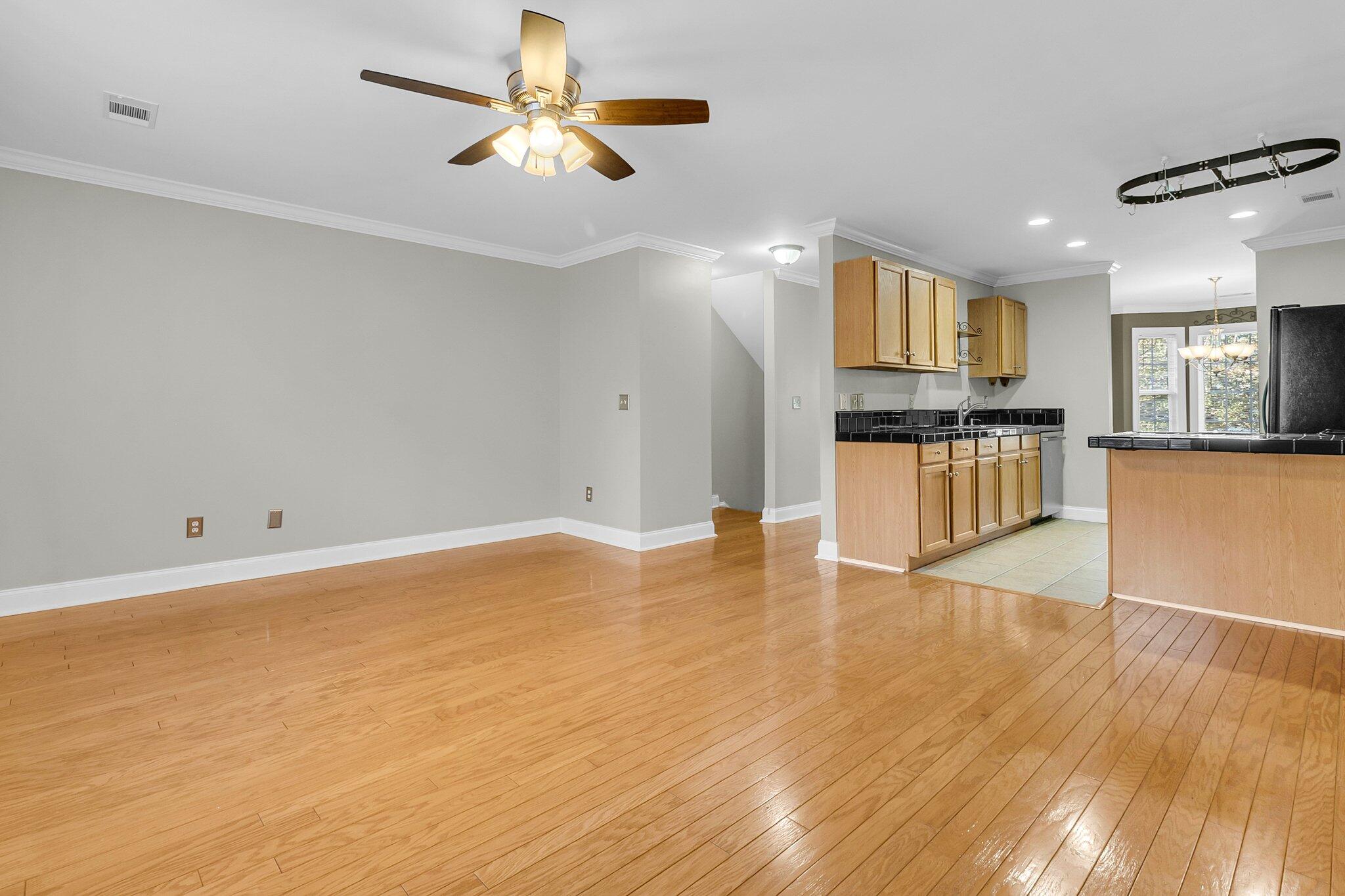 5009 Double Fox Road, Unit H5 Charleston, SC 29414 - Photo 5 of 22 CREM - 5009 Double Fox Rd 5-30