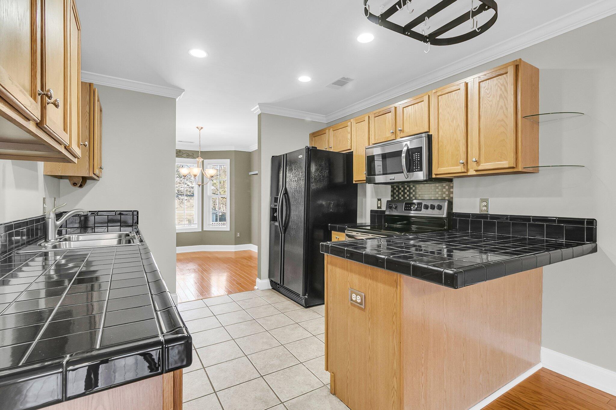 5009 Double Fox Road, Unit H5 Charleston, SC 29414 - Photo 9 of 22 CREM - 5009 Double Fox Rd 5-26