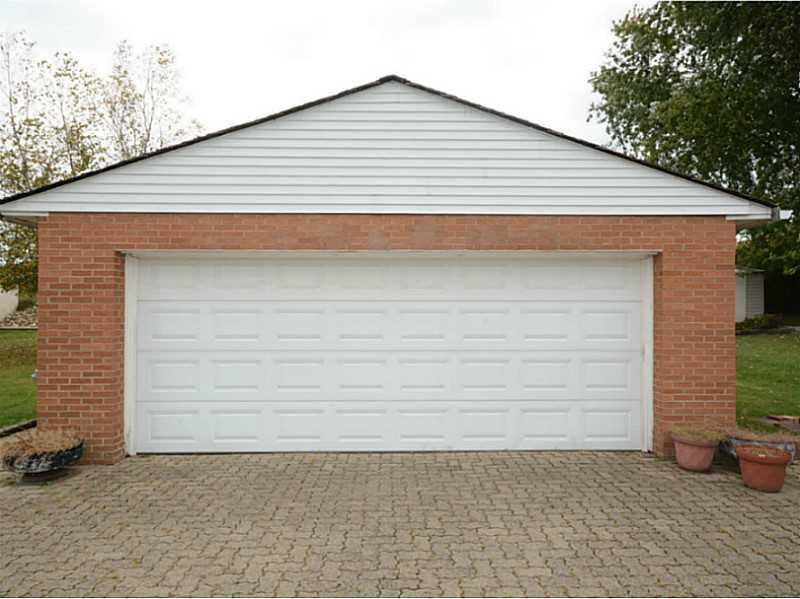 164 Cherry Valley Road McDonald, PA 15057 - Photo 20 of 23 Parking Lot/Garage.