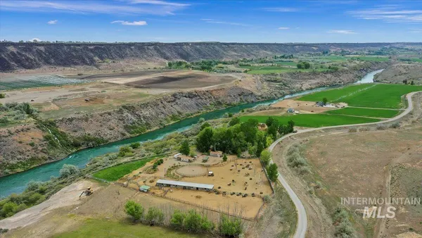 $1,347,000 | 6252 King Hill Canal Road, Bliss, ID 83314