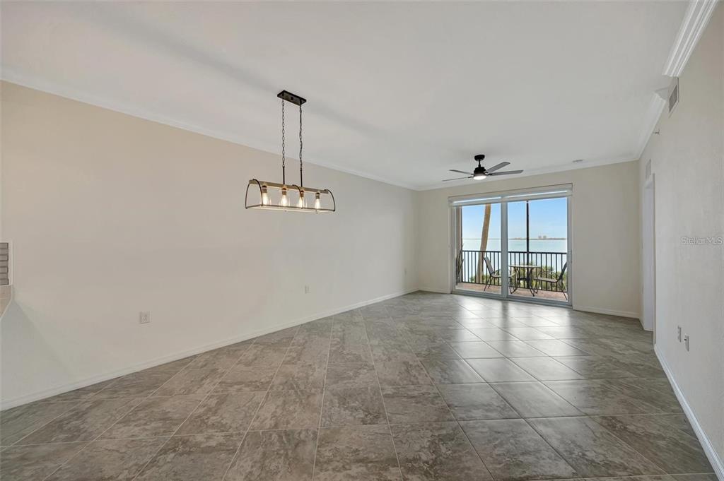 910 Tidewater Shores Loop, Unit 304 Bradenton, FL 34208 - Photo 11 of 42