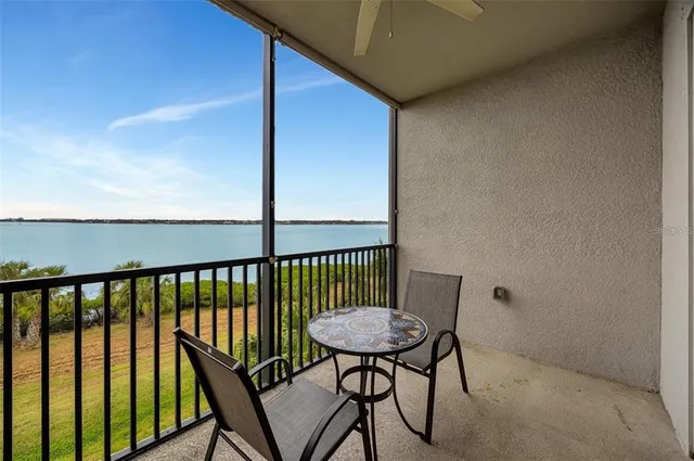 $2,300 | 910 Tidewater Shores Loop, Unit 304, Bradenton, FL 34208