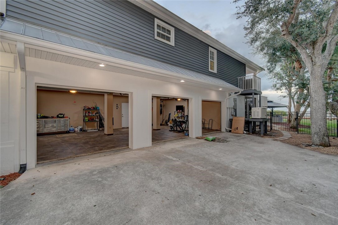 110 North Sewall's Point Road Stuart, FL 34996 - Photo 31 of 36 Gallery Image 31