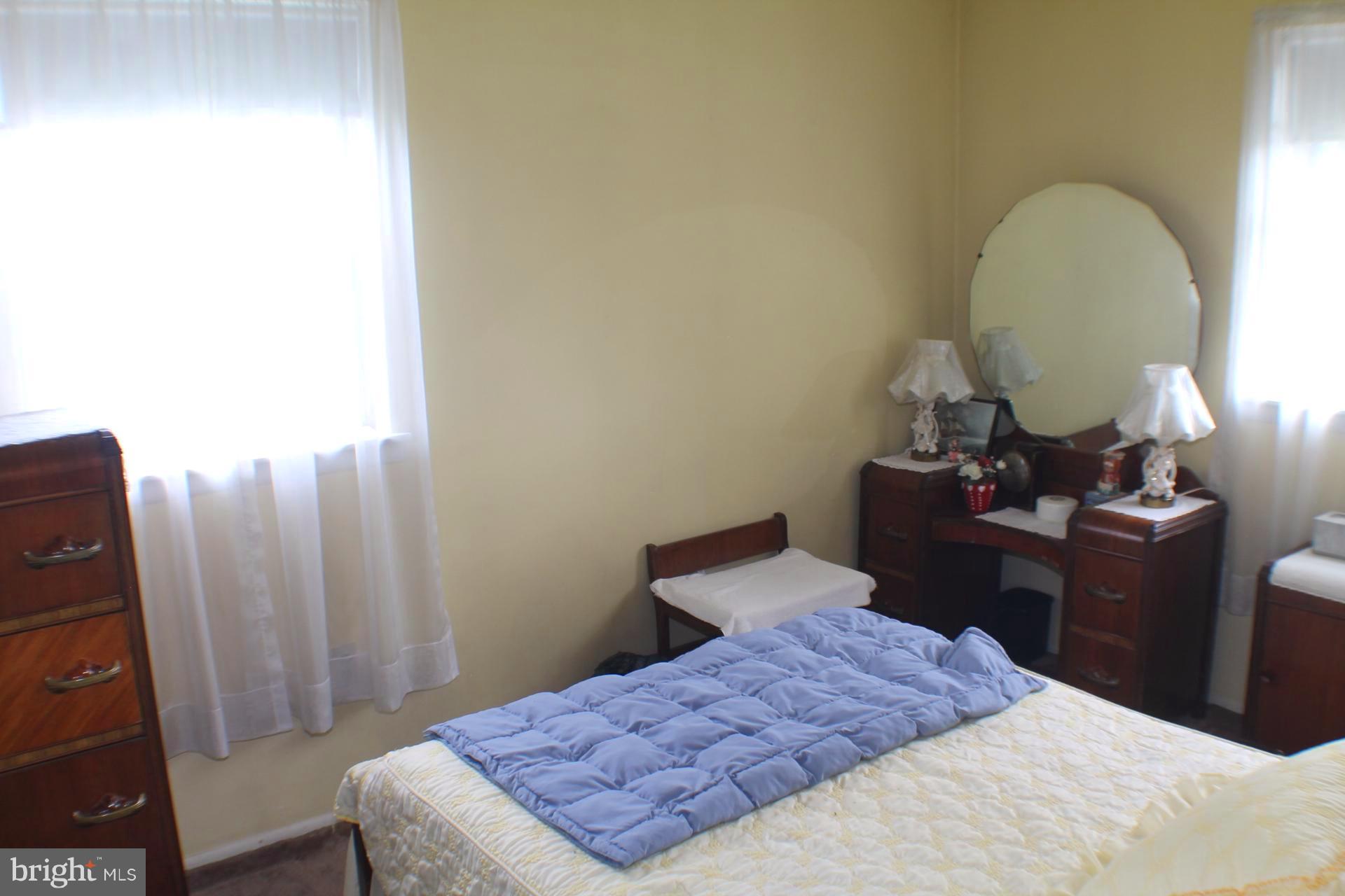 5657 Selford Road Baltimore, MD 21227 - Photo 11 of 23 Bedroom