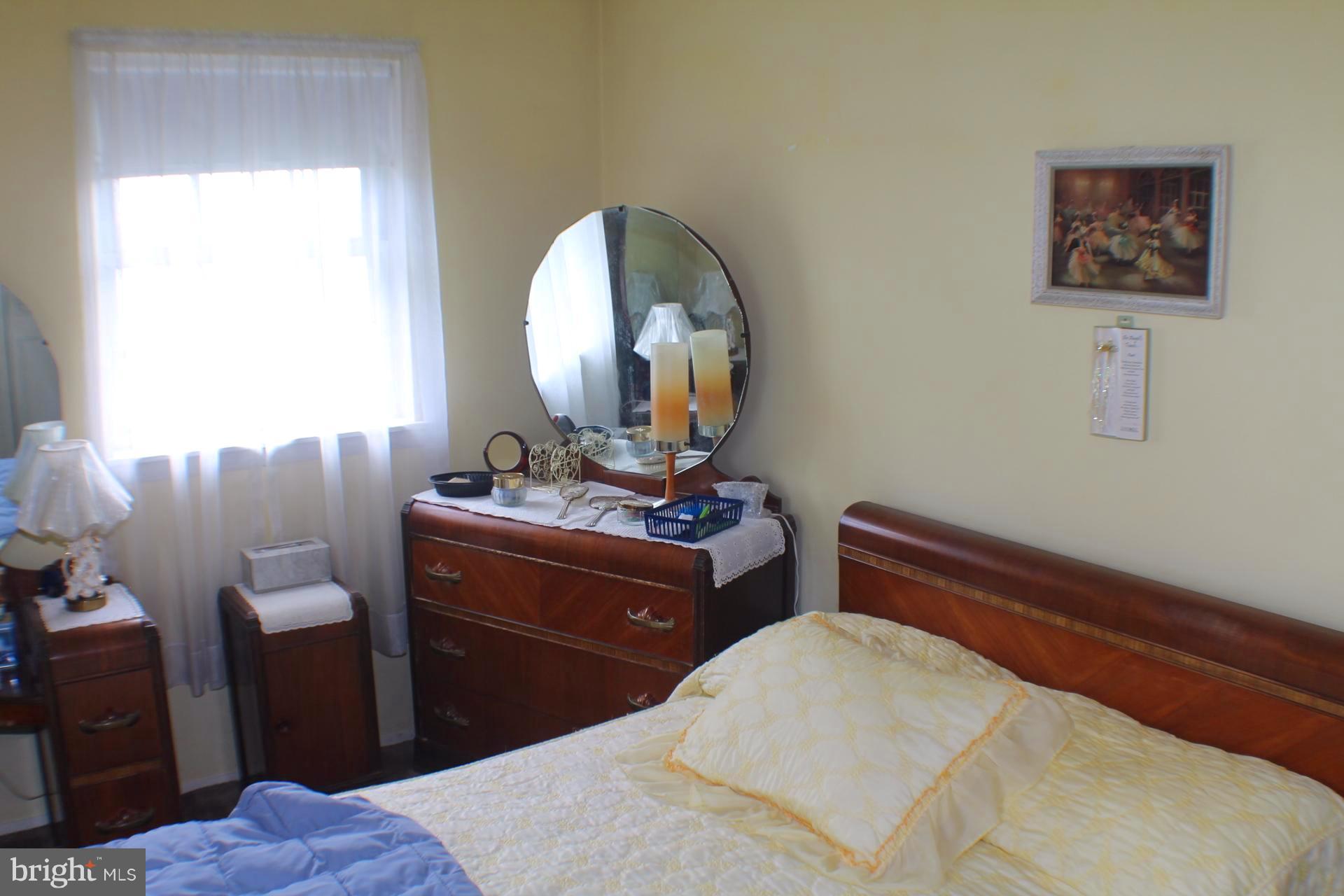 5657 Selford Road Baltimore, MD 21227 - Photo 12 of 23 Bedroom